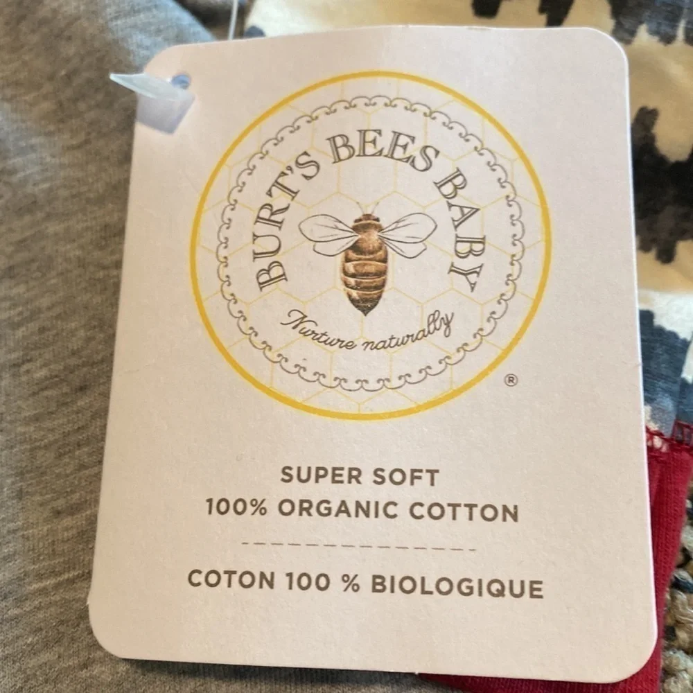 NWT Burt’s Bees Long Sleeved Onesie Size 24 Months